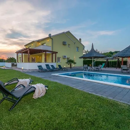 Semesterbostad Villa Petrel Vrana (Zadar)